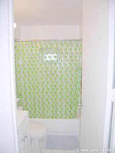 New York T2 appartements location vacances - salle d'eau (NY-11664) photo 2 de 2