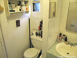 New York 2 Zimmer ferienwohnung - badezimmer (NY-11703) photo 1 von 4