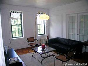 New York 1 Bedroom roommate share apartment - living room (NY-11709) photo 2 of 4
