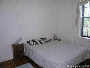 New York 1 Bedroom roommate share apartment - bedroom (NY-11709) photo 1 of 4