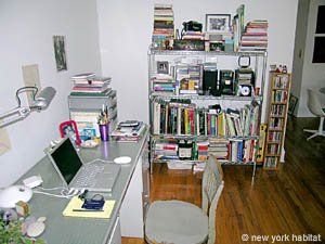 New York T2 - Maison citadine appartements location vacances - chambre (NY-11718) photo 3 de 7