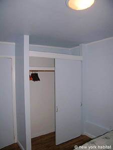 Nueva York 2 Dormitorios - D&uacute;plex alojamiento - dormitorio 1 (NY-11745) photo 3 de 3