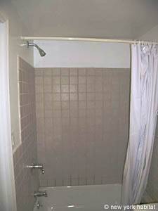 New York 2 Bedroom - Duplex accommodation - bathroom 2 (NY-11748) photo 3 of 3