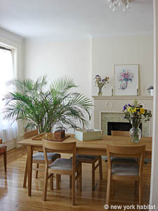 New York 4 Bedroom roommate share apartment - living room (NY-11755) photo 6 of 11