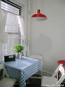 New York 4 Bedroom roommate share apartment - kitchen (NY-11755) photo 2 of 6