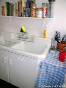 New York 4 Bedroom roommate share apartment - kitchen (NY-11755) photo 3 of 6