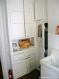 New York 4 Bedroom roommate share apartment - kitchen (NY-11755) photo 5 of 6