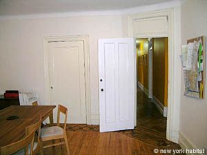 New York 4 Bedroom roommate share apartment - living room (NY-11755) photo 11 of 11