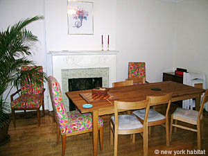 New York 4 Bedroom roommate share apartment - living room (NY-11755) photo 9 of 11