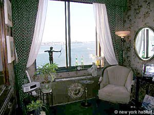 New York 2 Bedroom roommate share apartment - bedroom 1 (NY-11773) photo 2 of 6