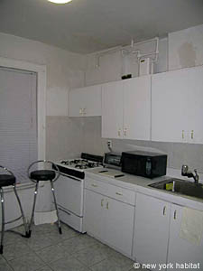 New York 3 Zimmer wohngemeinschaft - badezimmer 1 (NY-11777) photo 1 von 2