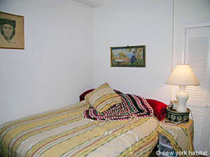 New York 3 Zimmer wohnung bed breakfast - schlafzimmer 2 (NY-11854) photo 2 von 4