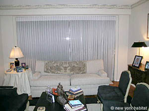 New York 3 Bedrooms roommate share apartment bedroom 1 photo 4