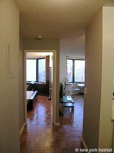 New York 2 Zimmer wohnungsvermietung - wohnzimmer (NY-11945) photo 1 von 4
