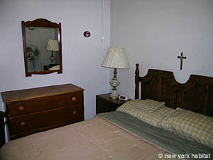 New York 3 Bedrooms roommate share apartment - bedroom 1 (NY-12007) photo 2 of 3