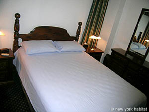 New York 3 Bedrooms roommate share apartment - bedroom 2 (NY-12007) photo 2 of 6