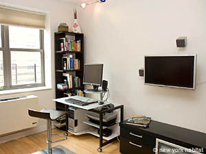 New York 2 Bedroom accommodation - living room (NY-12021) photo 4 of 7