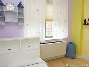 New York 2 Bedroom accommodation - bedroom 2 (NY-12021) photo 6 of 8