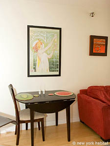 New York 2 Bedroom accommodation - living room (NY-12021) photo 7 of 7
