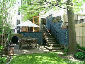 New York 3 Bedroom - Triplex - Townhouse accommodation - bedroom 3 (NY-12032) photo 1 of 2