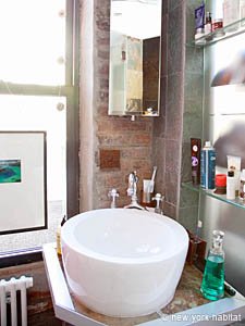 New York 1 Bedroom - Loft - Penthouse accommodation - bathroom (NY-12061) photo 3 of 9