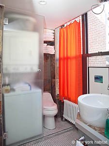 New York 1 Bedroom - Loft - Penthouse accommodation - bathroom (NY-12061) photo 2 of 9