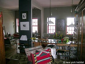 New York Studio accommodation - living room (NY-12086) photo 5 of 7