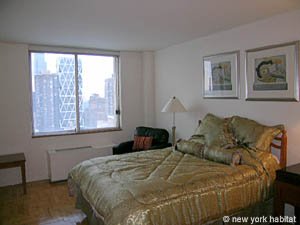 New York 2 Bedrooms accommodation - bedroom 2 (NY-12097) photo 1 of 3