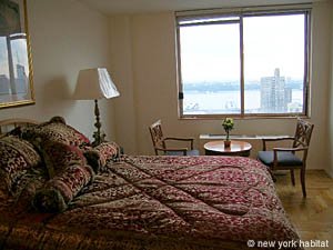 New York 2 Bedrooms accommodation - bedroom 1 (NY-12097) photo 2 of 2