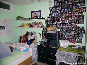 New York 4 Zimmer ferienwohnung - schlafzimmer 3 (NY-12117) photo 2 von 4