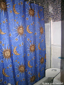 New York 4 Zimmer wohngemeinschaft - badezimmer 1 (NY-12151) photo 2 von 2