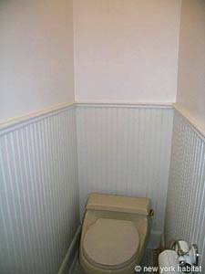 New York 4 Bedroom - Duplex apartment - bathroom 2 (NY-12212) photo 2 of 2