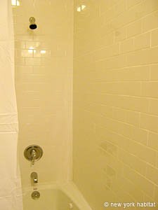 New York 1 Bedroom accommodation - bathroom (NY-12243) photo 2 of 3