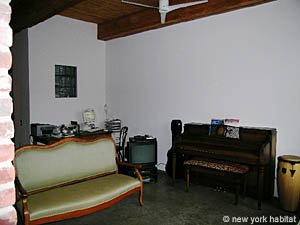 New York 2 Bedroom - Loft accommodation - living room (NY-12246) photo 6 of 8