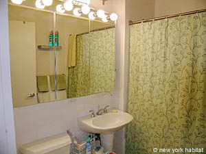 New York 2 Bedrooms apartment - bathroom 1 (NY-12258) photo 2 of 2