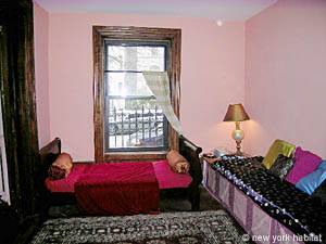 New York 3 Zimmer wohngemeinschaft - wohnzimmer (NY-12275) photo 1 von 4