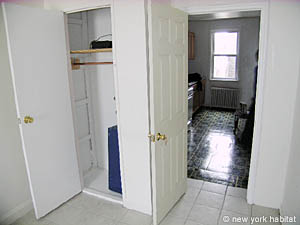 New York 3 Bedrooms roommate share apartment bedroom 3 photo 13