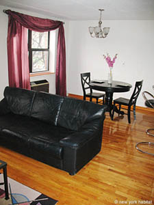 New York 3 Bedrooms accommodation living room photo 27