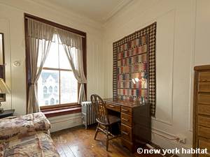 New York 6 Zimmer wohngemeinschaft - schlafzimmer 5 (NY-12302) photo 2 von 5