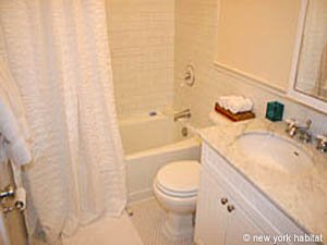 New York 2 Bedroom accommodation - bathroom 1 (NY-12326) photo 1 of 1