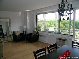 New York 1 Bedroom accommodation living room photo 4