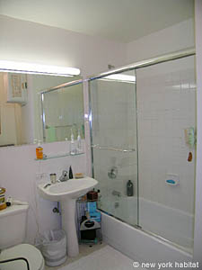 New York T2 appartements location vacances - salle d'eau (NY-12382) photo 2 de 2
