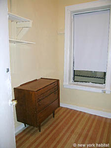 New York 2 Bedrooms roommate share apartment - bedroom 1 (NY-12386) photo 1 of 3