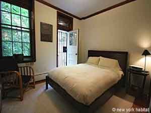 New York 1 Bedroom - Townhouse accommodation bedroom photo 22