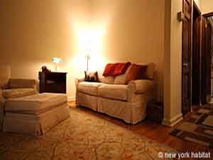 New York 1 Bedroom - Townhouse accommodation living room photo 29