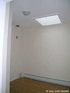 New York 5 Bedrooms - Triplex - Townhouse roommate share apartment - Apartment reference NY-12427