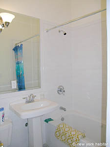 New York T3 logements location appartements - salle d'eau 1 (NY-12458) photo 2 de 2