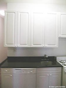 New York 2 Bedrooms unfurnished apartment rental kitchen photo 4