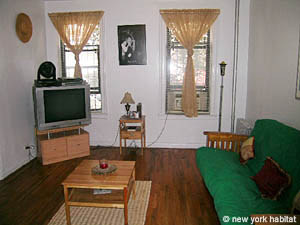 New York 2 Bedroom roommate share apartment - living room (NY-12463) photo 2 of 5