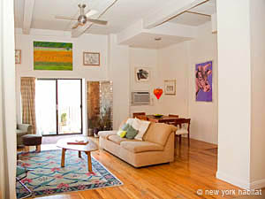 New York Alcove Studio - Loft accommodation living room photo 2